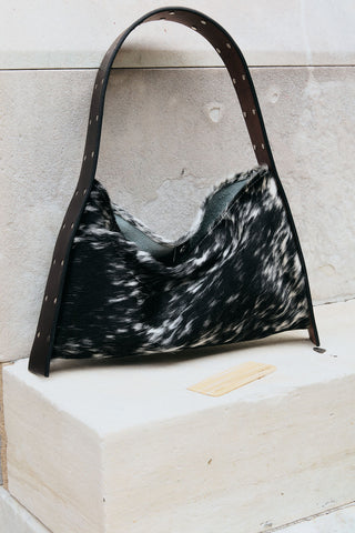 THE SIMMĒ BAG | DARK HIDE WITH BLACK STRAP
